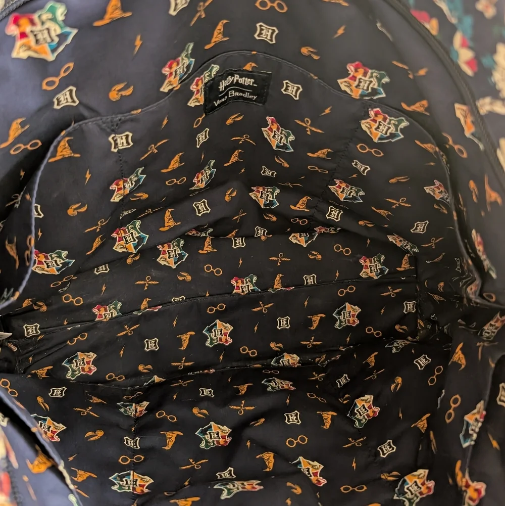 Vera Bradley Harry Potter Tote - Picture 4 of 4